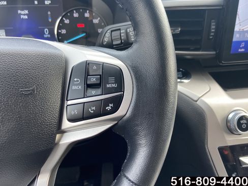 Used 2022 Ford Explorer XLT w/ Equipment Group 202A AWD/4WD image 19