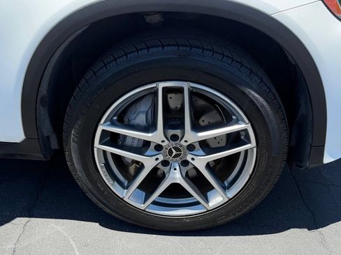 Used 2019 Mercedes-Benz GLC 300 image 9