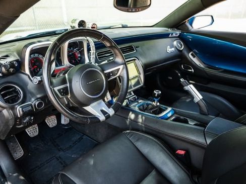 Used 2010 Chevrolet Camaro SS w/ RS Package RWD image 2