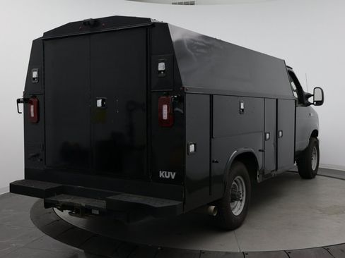 Used 2022 Ford E-350 and Econoline 350 Super Duty w/ Power Windows & Locks Group RWD image 6