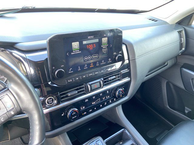Used 2024 Nissan Pathfinder SL w/ SL Premium Package FWD image 23