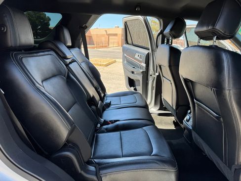 Used 2016 Ford Explorer Limited AWD/4WD image 15