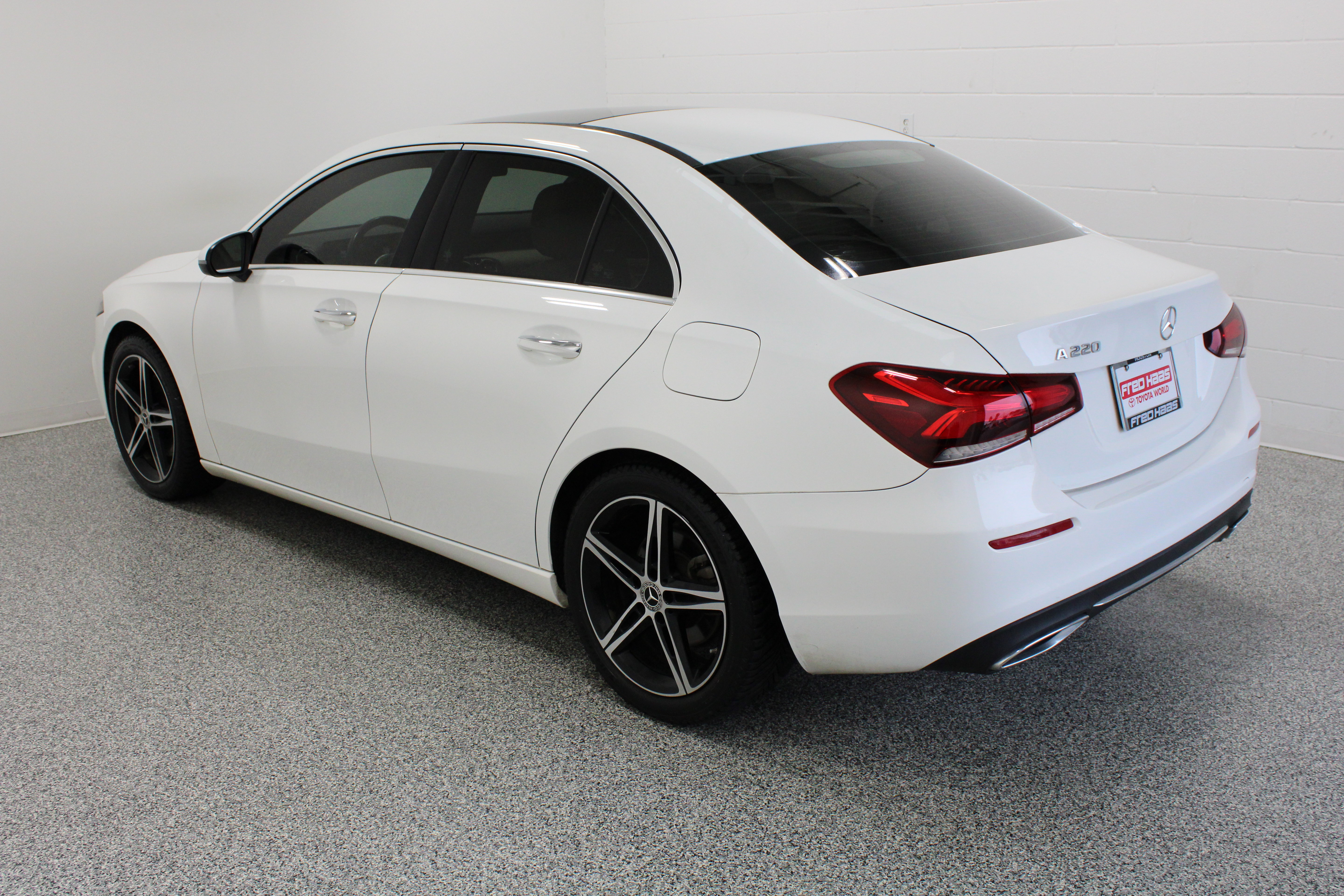 Used 2019 Mercedes-Benz A 220 image 9