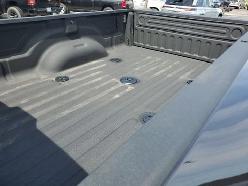 Used 2025 RAM 3500 Laramie w/ Max Tow Package AWD/4WD image 10