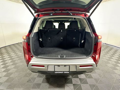 Used 2022 Nissan Pathfinder SL w/ SL Premium Package FWD image 31