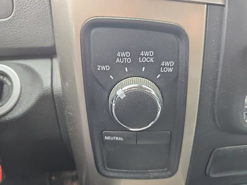 Used 2013 RAM 1500 Big Horn AWD/4WD image 13