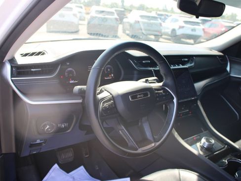 Used 2022 Jeep Grand Cherokee L Limited RWD image 25