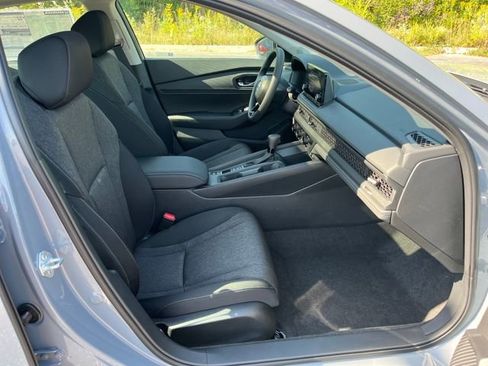 New 2025 Honda Accord SE image 16