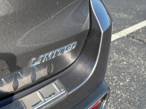 Used 2019 Toyota Highlander Limited Platinum image 7