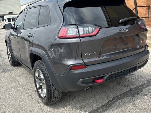 Used 2019 Jeep Cherokee Trailhawk w/ Comfort/Convenience Group image 6