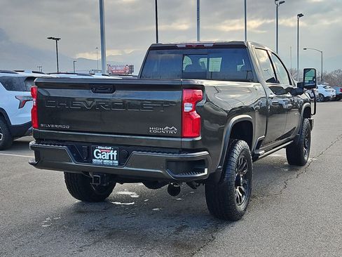 Used 2022 Chevrolet Silverado 3500 High Country w/ Safety Package II image 3