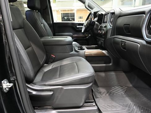 Used 2021 Chevrolet Silverado 1500 LT Trail Boss w/ Convenience Package II image 11