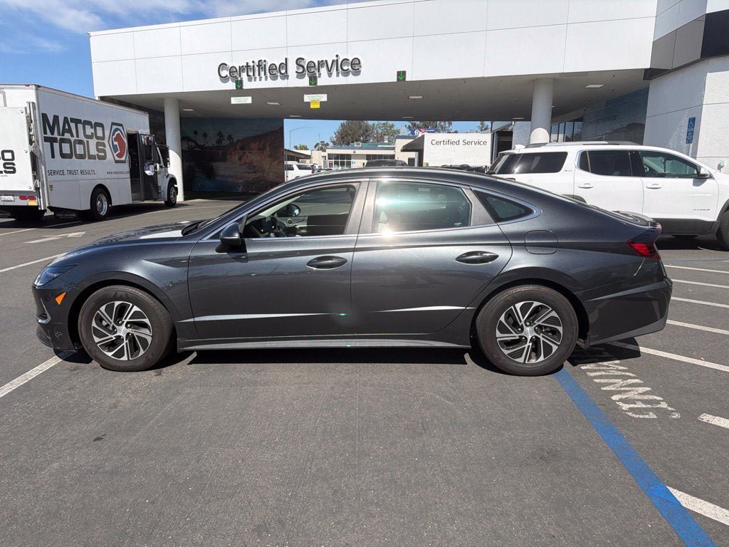 Used 2023 Hyundai Sonata Blue FWD image 6