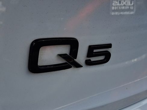 Used 2023 Audi Q5 2.0T Premium Plus AWD/4WD image 32