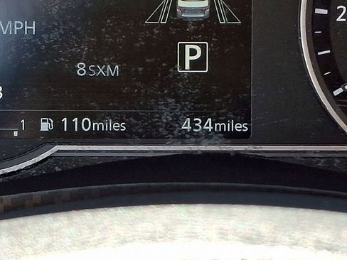 Used 2025 Nissan Versa SR w/ Trunk Package FWD image 19