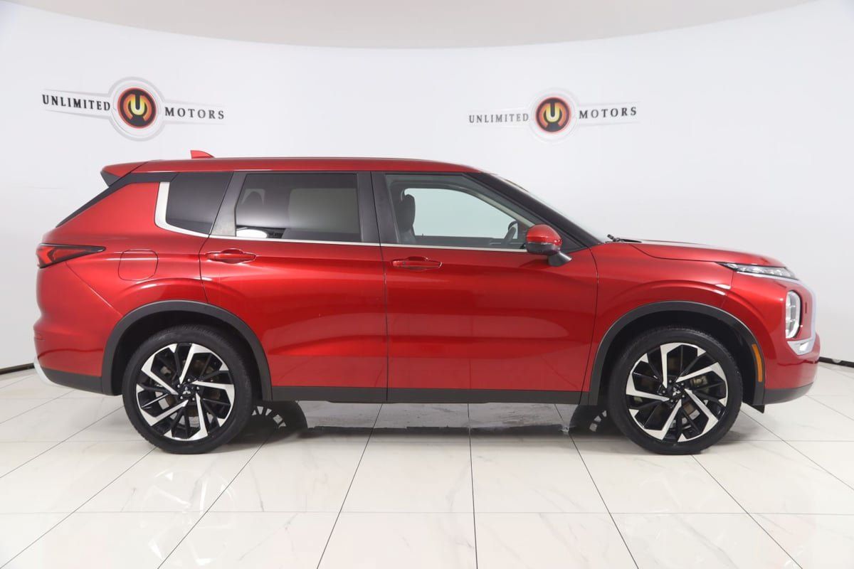 Used 2024 Mitsubishi Outlander Ralliart AWD/4WD image 2
