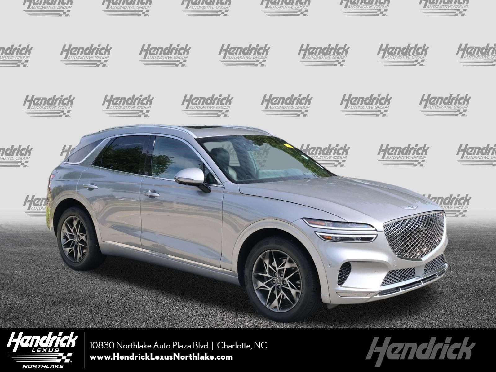 Used 2022 Genesis GV70 2.5T w/ Advanced Package AWD/4WD image 1