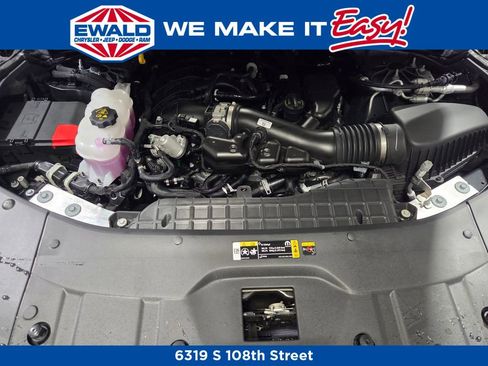 New 2025 Jeep Grand Cherokee L Altitude image 24