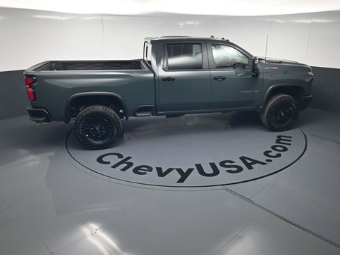 Certified 2026 Chevrolet Silverado 2500 ZR2 image 32