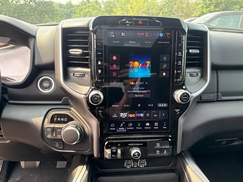 New 2026 RAM 1500 Big Horn AWD/4WD image 12