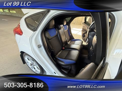 Used 2013 Ford Focus ST FWD image 17
