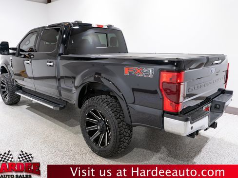 Used 2021 Ford F250 XLT w/ XLT Premium Package AWD/4WD image 3