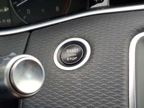 Used 2020 Land Rover Range Rover Evoque S AWD/4WD image 16