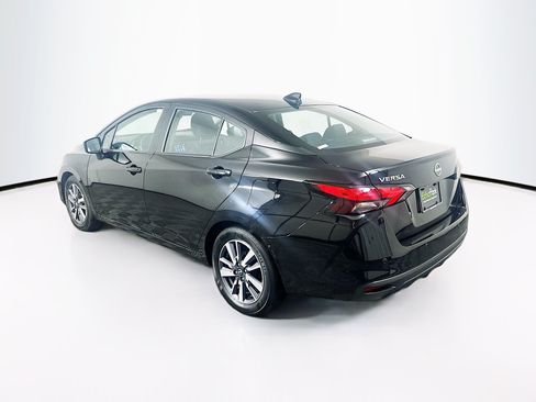 Used 2025 Nissan Versa SV FWD image 5