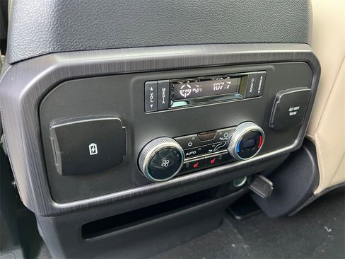 New 2024 Ford Expedition Max Platinum image 16