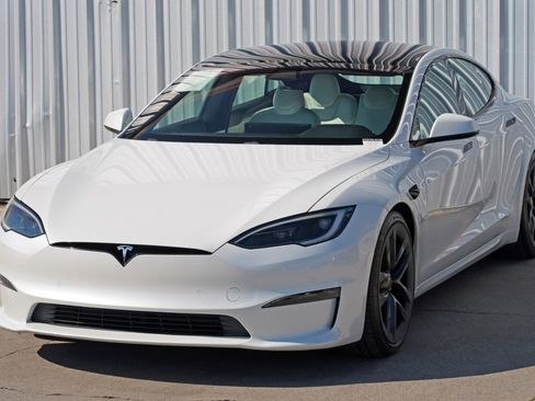 Used 2022 Tesla Model S image 52