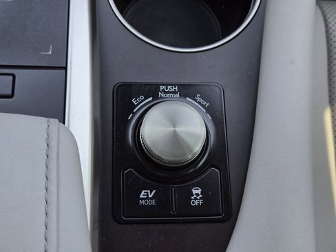 Used 2022 Lexus RX 450h w/ Premium Package image 30