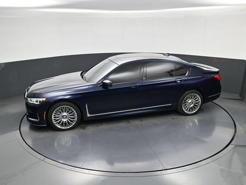 Used 2022 BMW ALPINA B7 xDrive AWD/4WD image 31