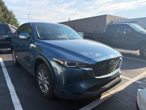 Used 2023 MAZDA CX-5 AWD 2.5 S w/ Select Package image 4