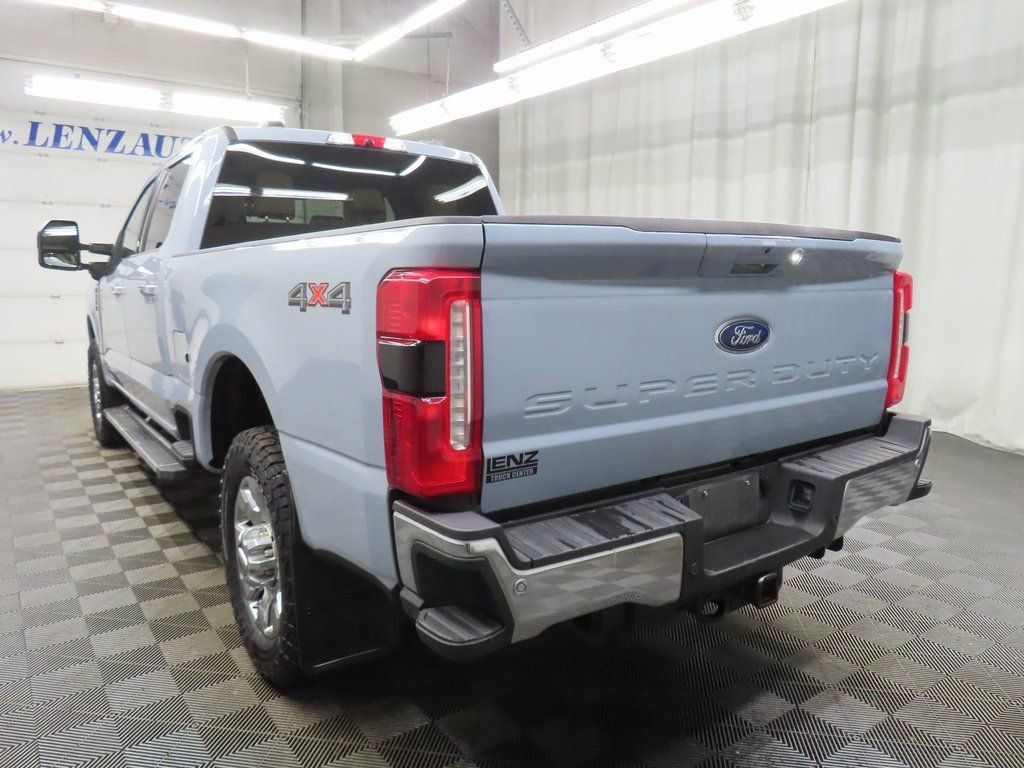 Used 2025 Ford F350 Lariat AWD/4WD image 5