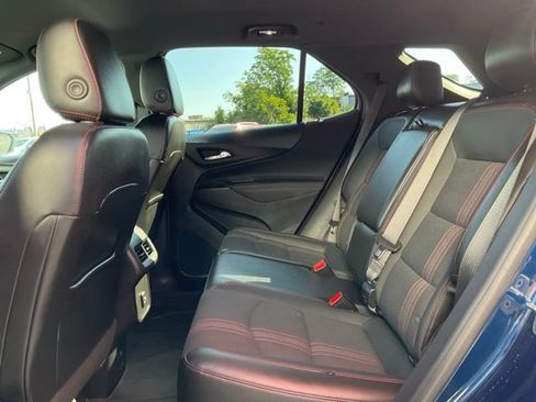 Used 2022 Chevrolet Equinox RS w/ Infotainment Package AWD/4WD image 9