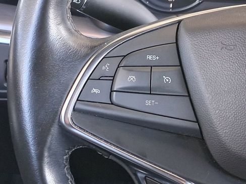 Used 2022 Cadillac XT5 Luxury FWD image 11