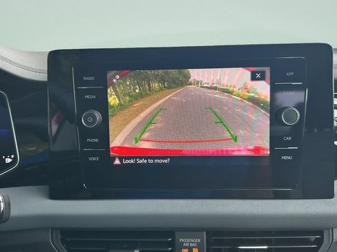 New 2026 Volkswagen Jetta SE FWD image 14