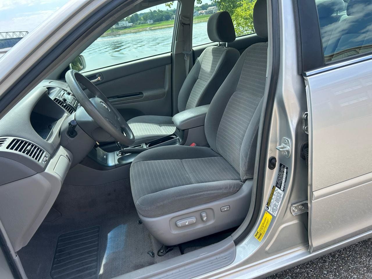 Used 2006 Toyota Camry FWD image 7