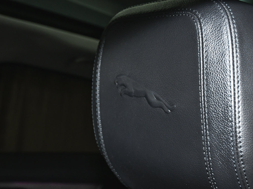 Used 2022 Jaguar F-PACE S AWD/4WD image 46