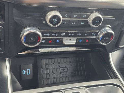 Used 2024 Ford F150 Raptor AWD/4WD image 19