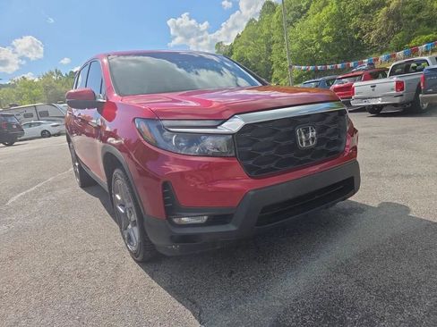 Used 2023 Honda Passport EX-L image 2