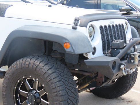Used 2014 Jeep Wrangler Unlimited Sport w/ Quick Order Package 24S AWD/4WD image 5