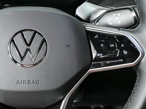 New 2025 Volkswagen ID. Buzz Pro S image 12