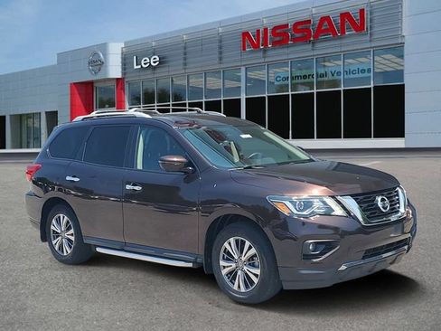 Used 2019 Nissan Pathfinder SL AWD/4WD image 1