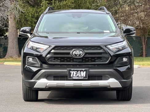 Used 2024 Toyota RAV4 Adventure image 9