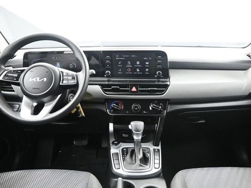 Certified 2024 Kia Seltos LX image 29