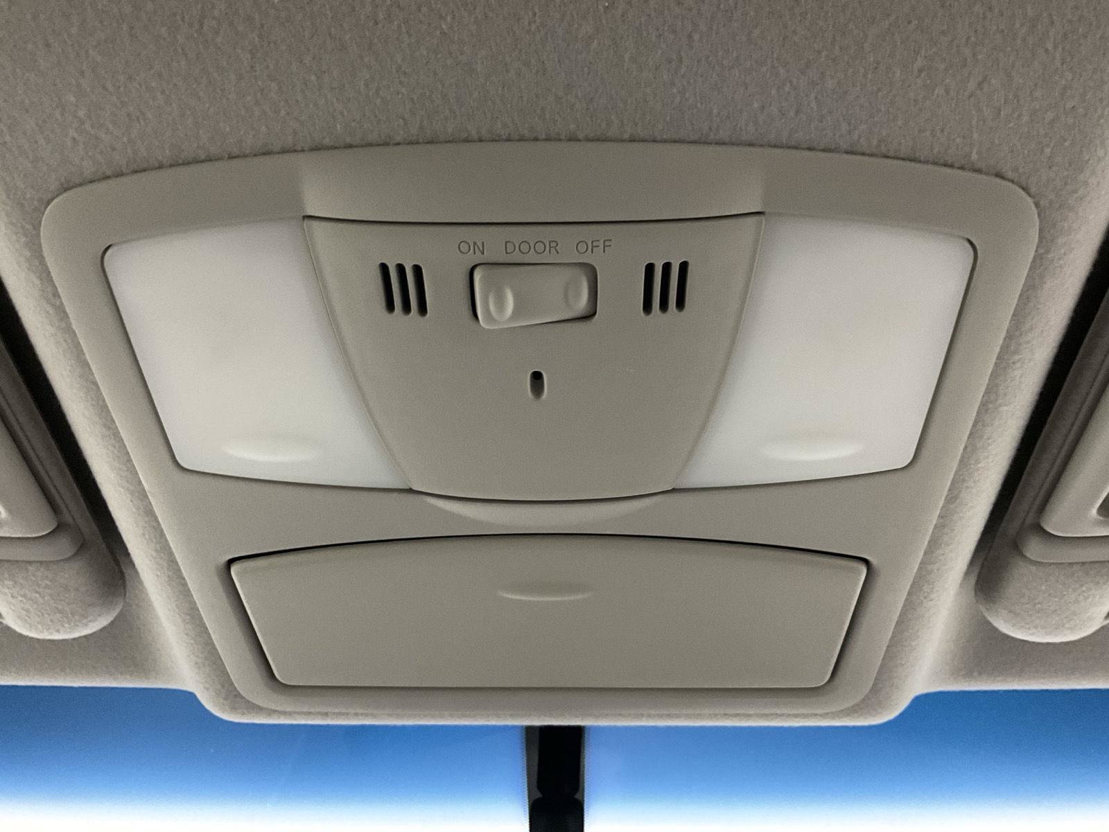 Used 2011 Nissan Quest SV w/ Value Cargo Pkg FWD image 17