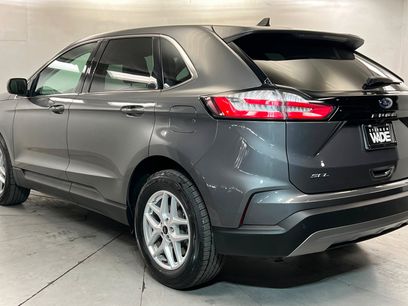 Used 2024 Ford Edge SEL w/ Convenience Package