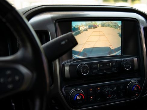 Used 2018 Chevrolet Silverado 1500 LTZ Z71 w/ Centennial Edition AWD/4WD image 20