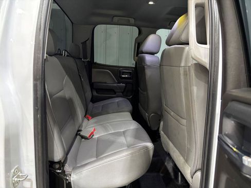 Used 2019 Chevrolet Silverado 2500 W/T w/ WT Convenience Package RWD image 14